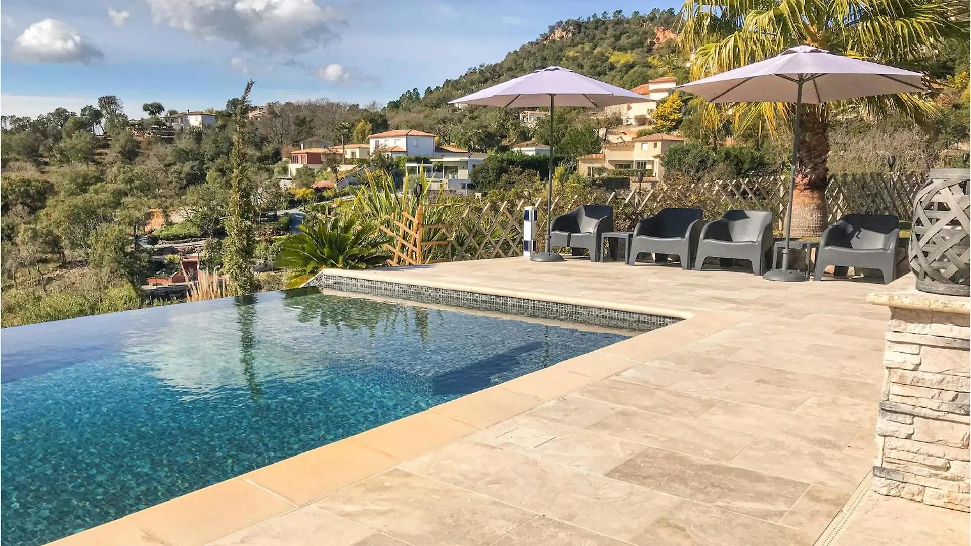 Beautiful Home In L, Adrets De Lesterel Les Adrets-de-l'Esterel 0*,